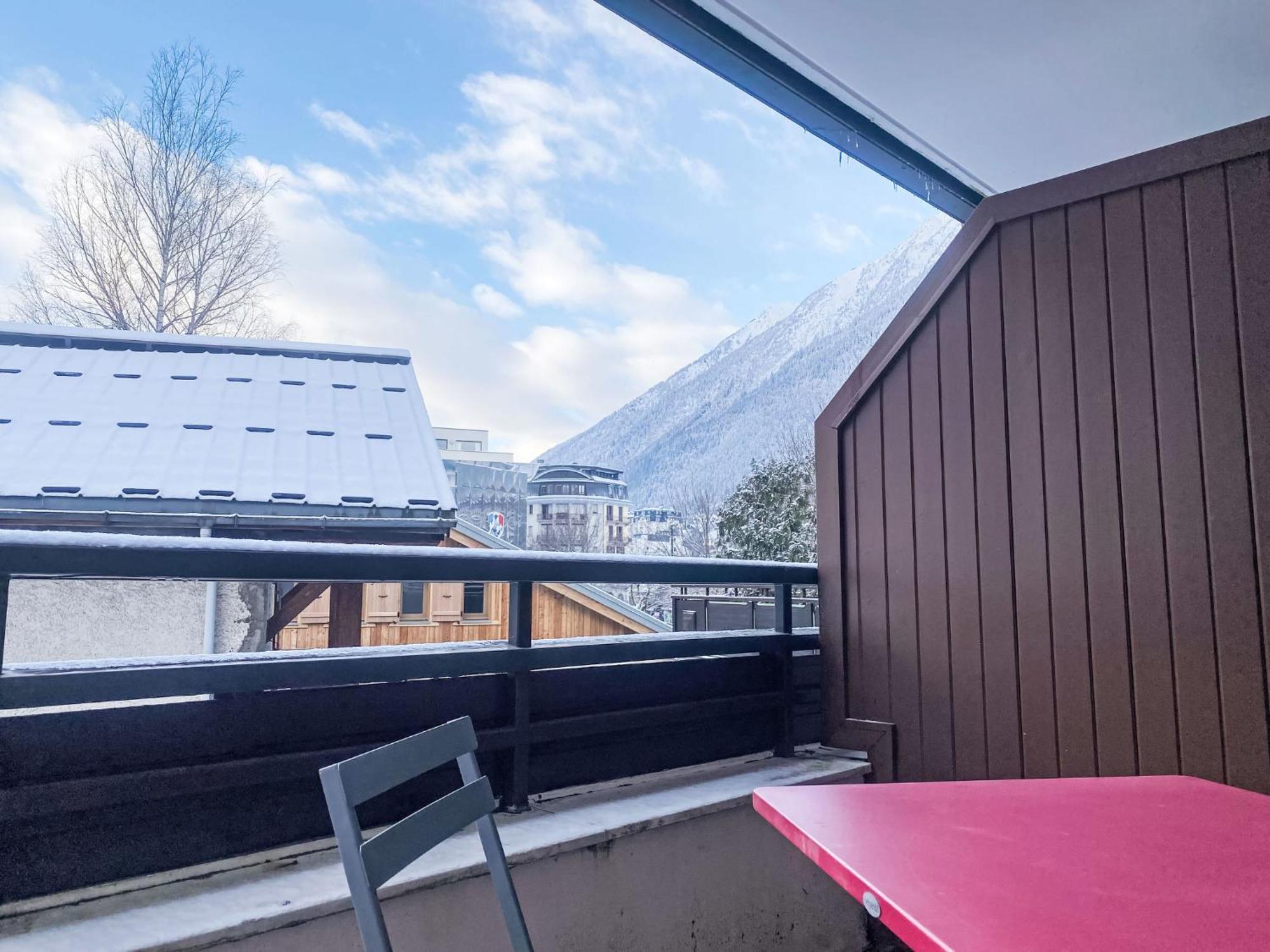 L'espace Montagne-11 *